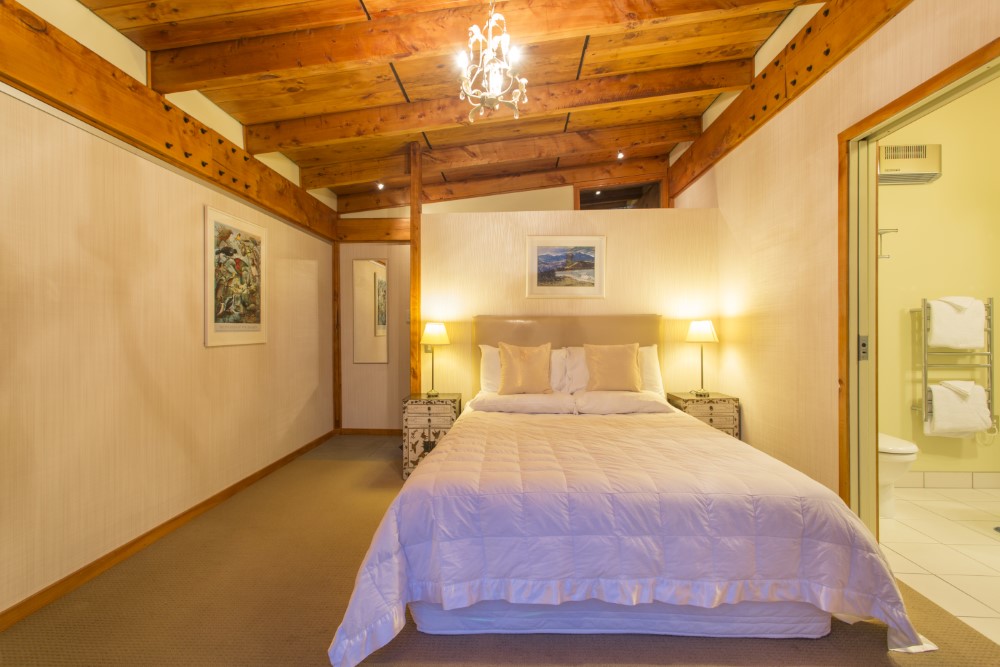 Kotare Room